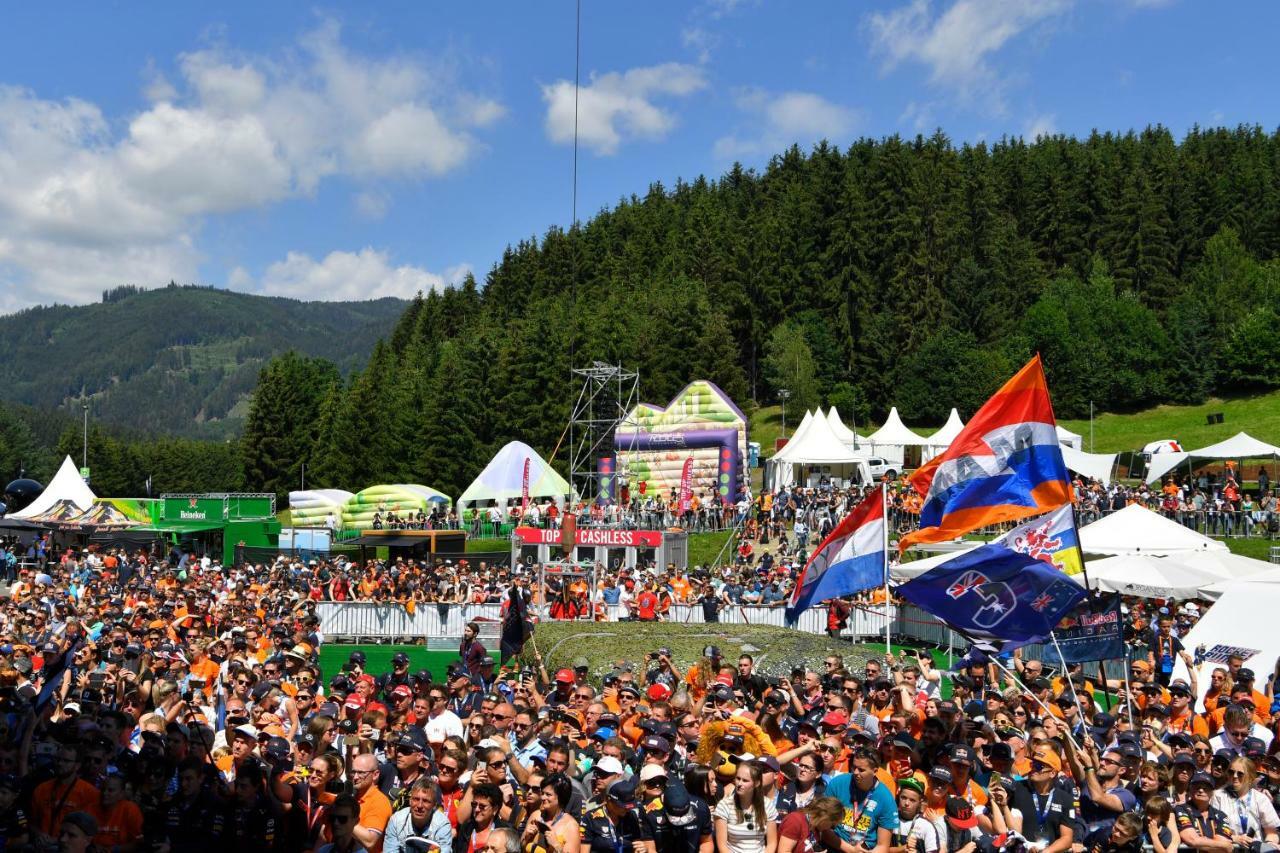 Grandprixcamp, Closest To The Red Bull Ring, Up To 4 Guests In A Tent Spielberg Bei Knittelfeld Eksteriør billede